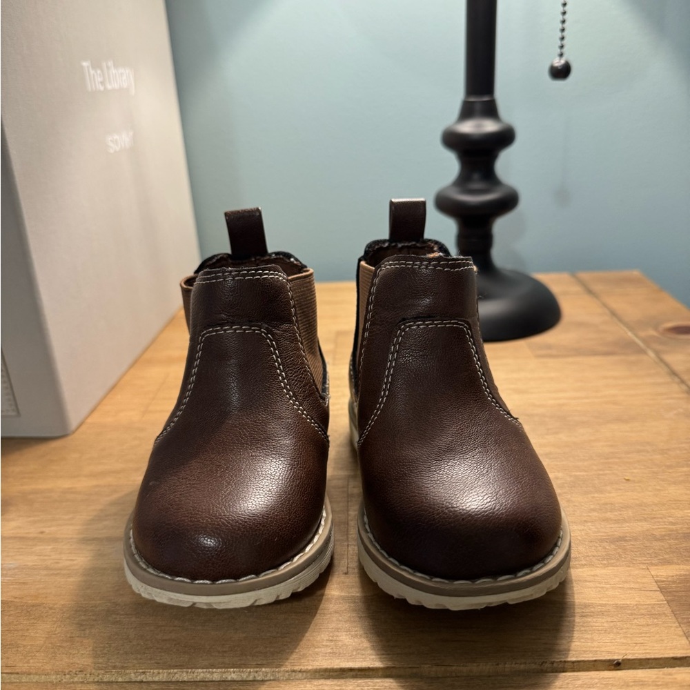 Old Navy Kids Brown Boots